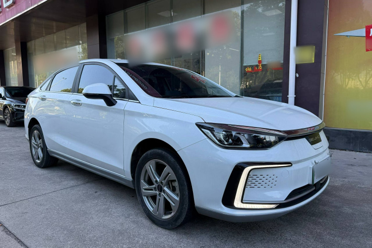 北京汽车 北京EU5 2022款 网约出行版车身外观6001