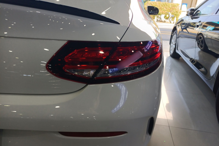 奔驰C级(进口) 2023款 C 260 轿跑车车身外观6001