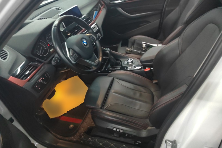 宝马X1 2016款 xDrive20Li 豪华型中控内饰19