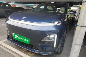 深蓝汽车 深蓝S09 2025款 四驱Ultra+ 高定版