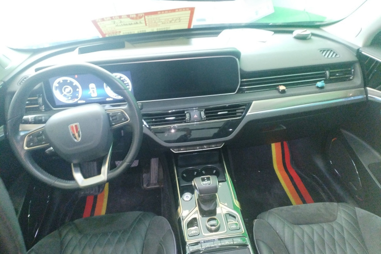 红旗HS5 2022款 改款 2.0T 智联旗享版中控内饰12