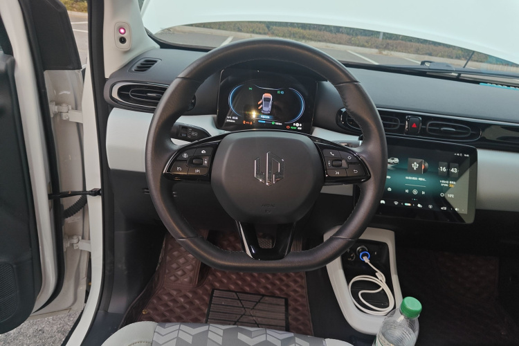 零跑汽车 零跑T03 2022款 星钻版中控内饰13