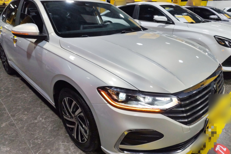 大众 朗逸 2024款 1.5L 自动五百万版车身外观3