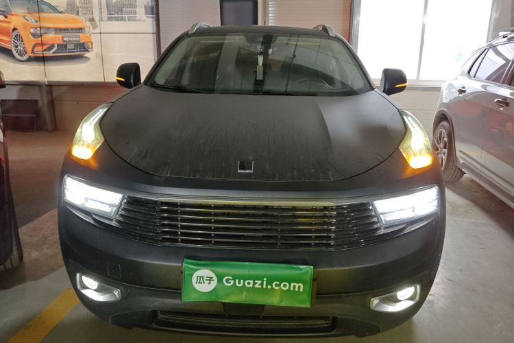 领克01 2017款 2.0T 两驱型Pro版车身外观2