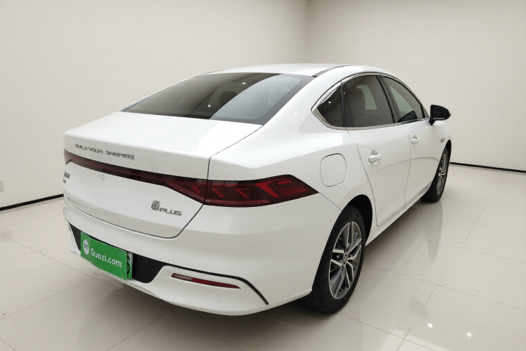 比亚迪 秦PLUS 2021款 DM-i 120KM 尊贵型车身外观7