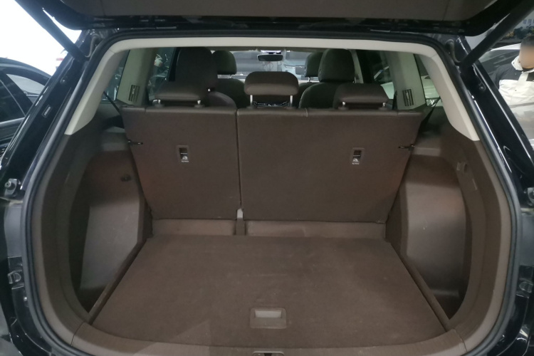 大众 威然 2020款 330TSI 豪华版局部细节23