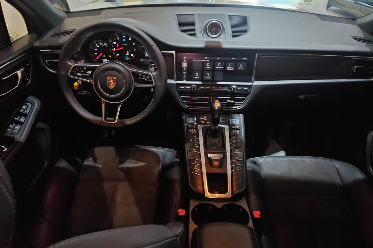 保时捷 2018款 Macan 2.0T中控内饰12