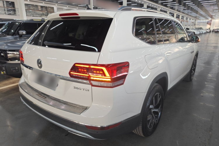 大众 途昂 2020款 改款 380TSI 四驱豪华版车身外观7