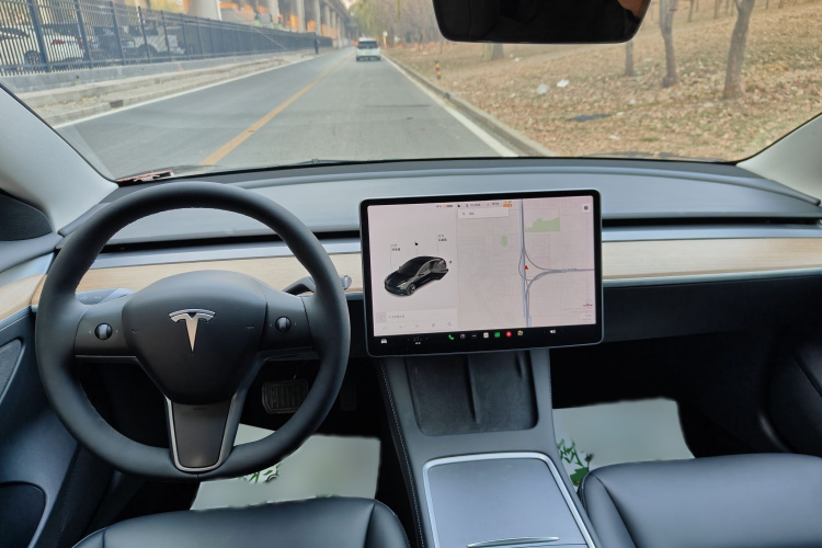 特斯拉 Model 3 2021款 改款 标准续航后驱升级版 3D1中控内饰7002