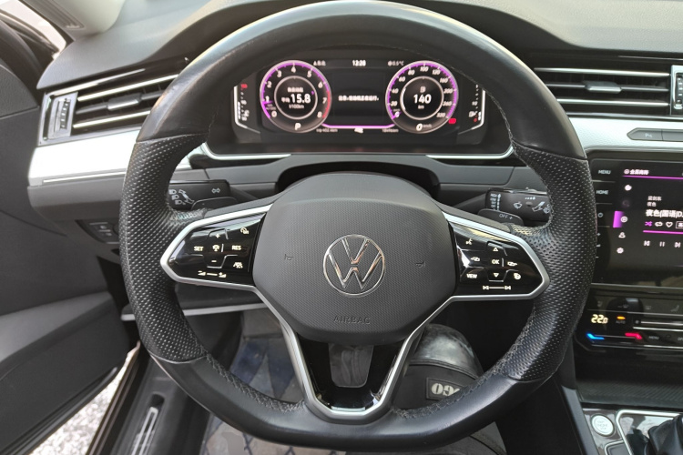 大众 迈腾 2023款 200万辆纪念版 330TSI DSG豪华型中控内饰13