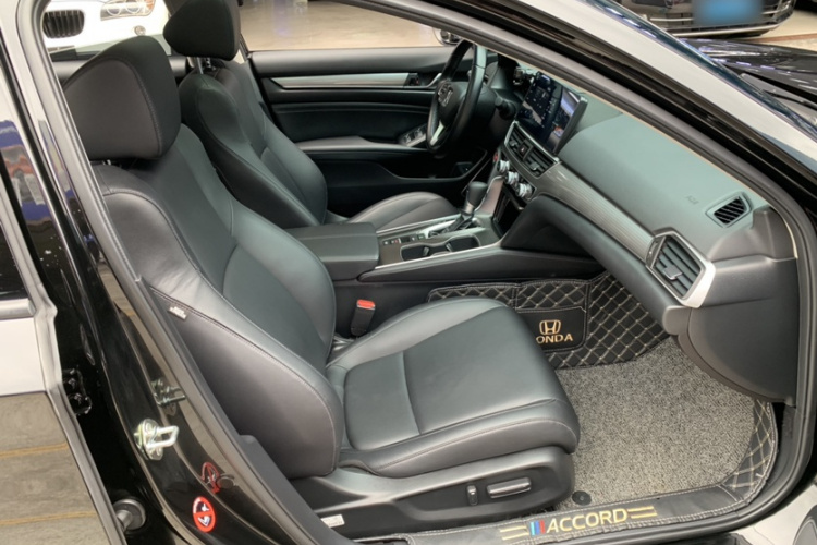 本田 雅阁 2022款 260TURBO 豪华版局部细节41