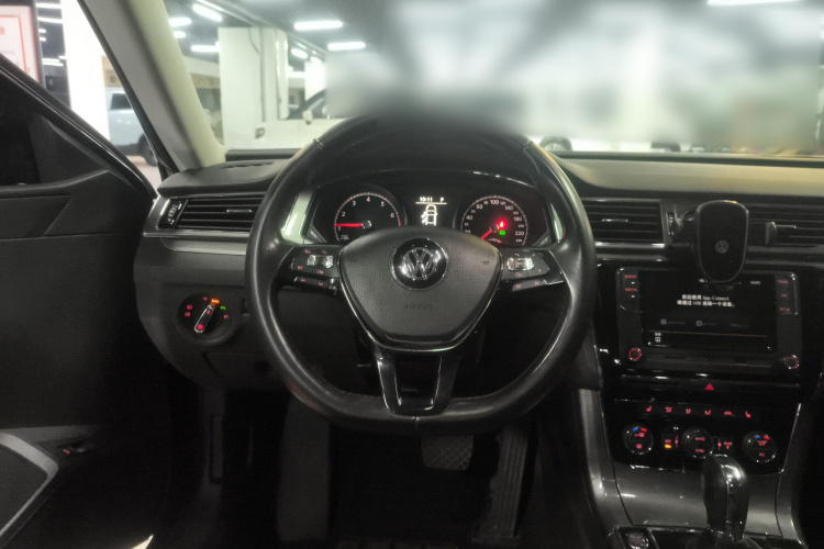 大众 帕萨特 2017款 330TSI DSG尊荣版局部细节13