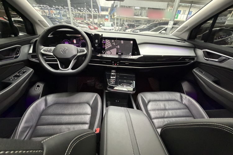 大众 揽境 2023款 改款 380TSI 四驱豪华佳境版Pro 6座中控内饰7003