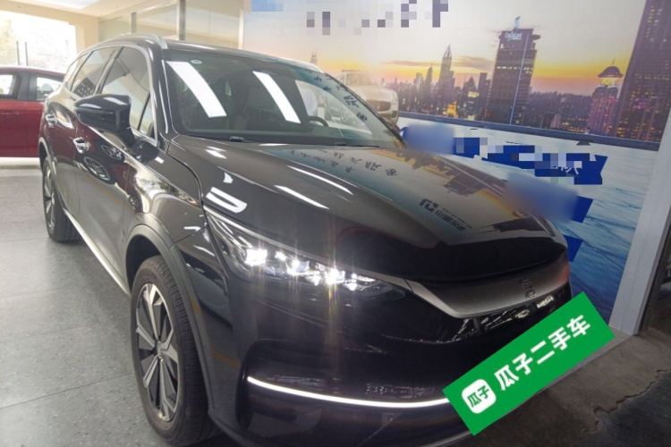 比亚迪 唐新能源 2022款 EV 600KM 尊享型车身外观3