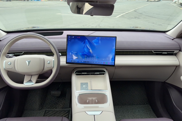 深蓝汽车 深蓝S07 2026款 300Ultra 华为乾崑ADS SE版中控内饰7003