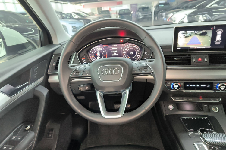 奥迪Q5L 2020款 改款 40 TFSI 荣享时尚型局部细节13