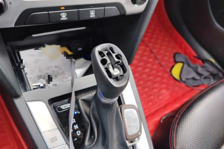 现代 领动 2016款 1.6L 自动智炫·精英型局部细节18