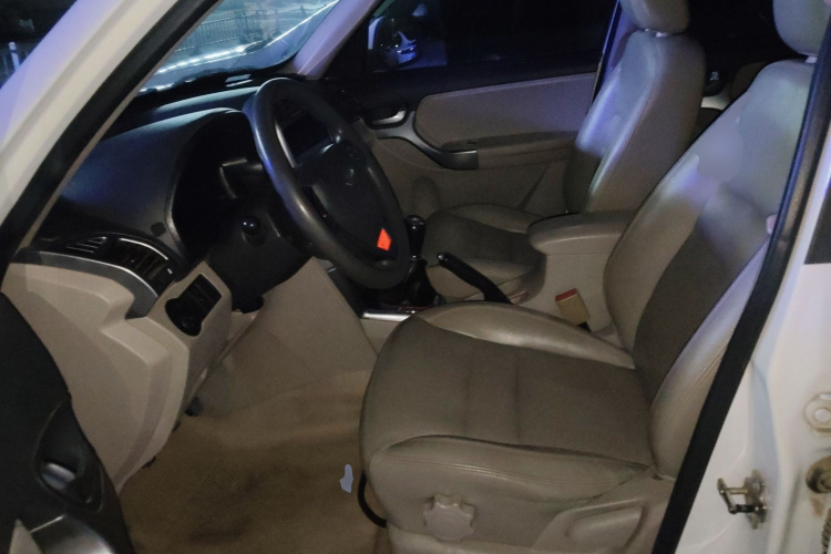 奇瑞 瑞虎3 2014款 1.6L 手动智尚版局部细节19
