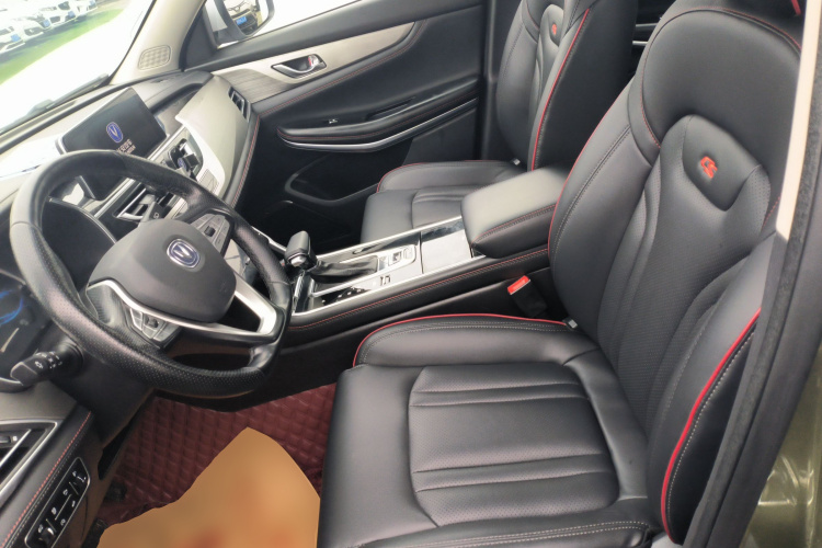 长安CS75 2018款 280T 自动精智型 国V中控内饰19