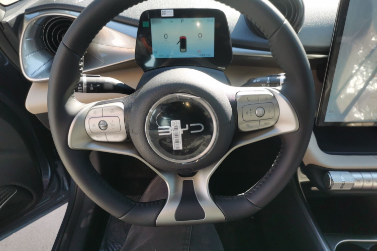 比亚迪 海豚 2025款 420km 自由版中控内饰13