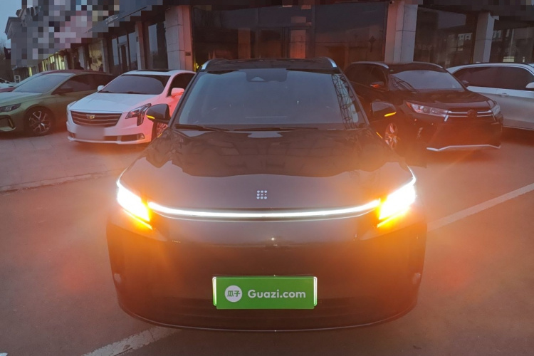 蓝电E5 PLUS 2026款 165km 长续航先享版Ultra 7座车身外观2