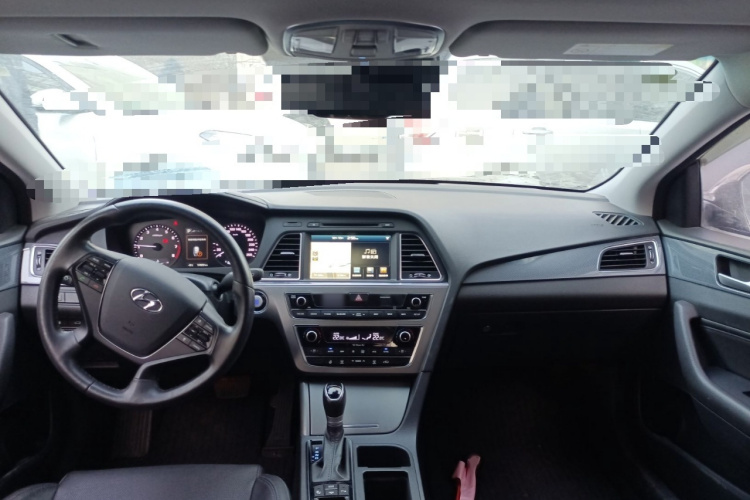 现代 索纳塔 2015款 2.4L TOP旗舰型中控内饰7002