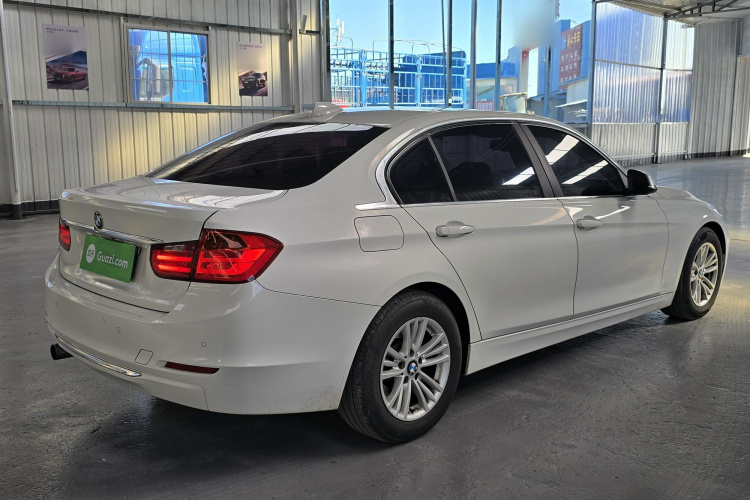 宝马3系 2015款 320Li 超悦版时尚型车身外观6007