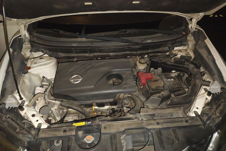 日产 奇骏 2014款 2.0L CVT智领版 2WD局部细节24