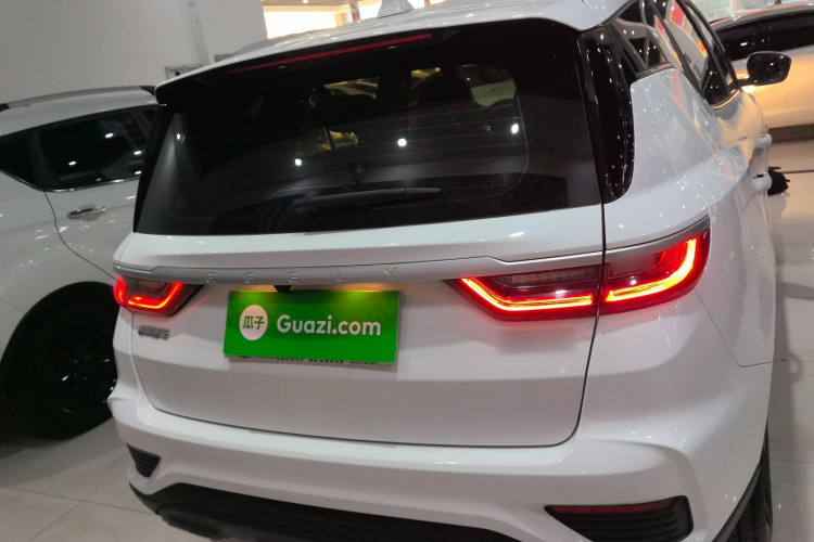 吉利汽车 远景X6 2020款 1.4T CVT尊贵型车身外观6