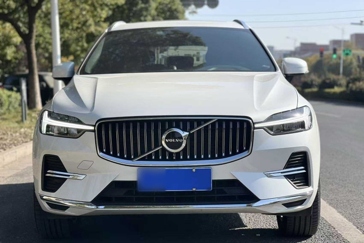 沃尔沃XC60 2024款 B5 四驱智远豪华版车身外观6003