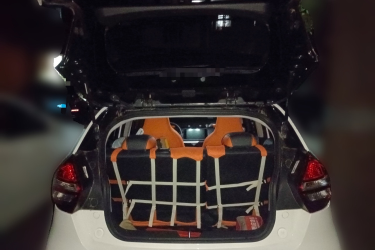 吉利汽车 远景X1 2017款 1.3L 自动乐趣版局部细节23