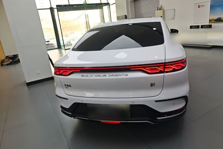 比亚迪 汉 2023款 EV 冠军版 506KM前驱尊贵型车身外观6