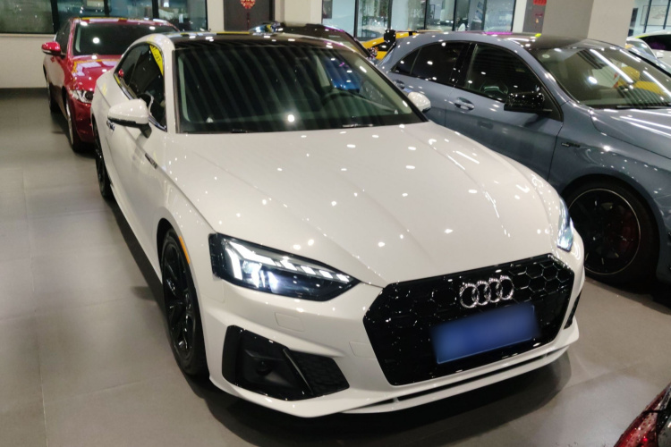 奥迪A5 2023款 Coupe 40 TFSI 时尚动感型车身外观3