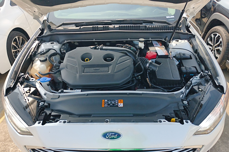 福特 蒙迪欧 2020款 EcoBoost 200 时尚型局部细节24