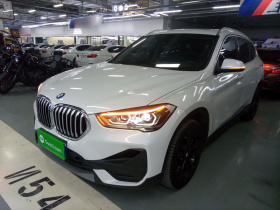 宝马X1 2021款 改款 sDrive20Li 时尚型