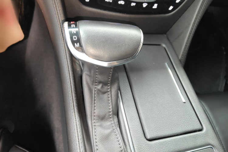 凯迪拉克CT6 2017款 28T 豪华型局部细节18