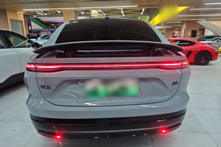 蔚来EC6 2025款 75kWh车身外观6