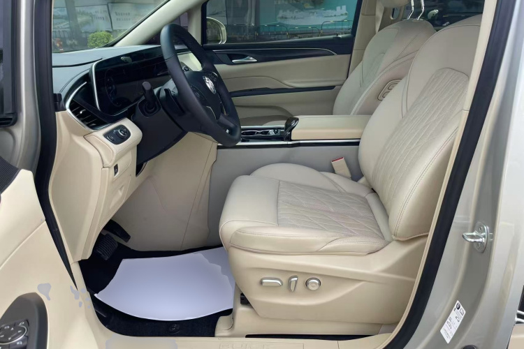 别克GL8 2022款 ES陆尊 653T 豪华型中控内饰19