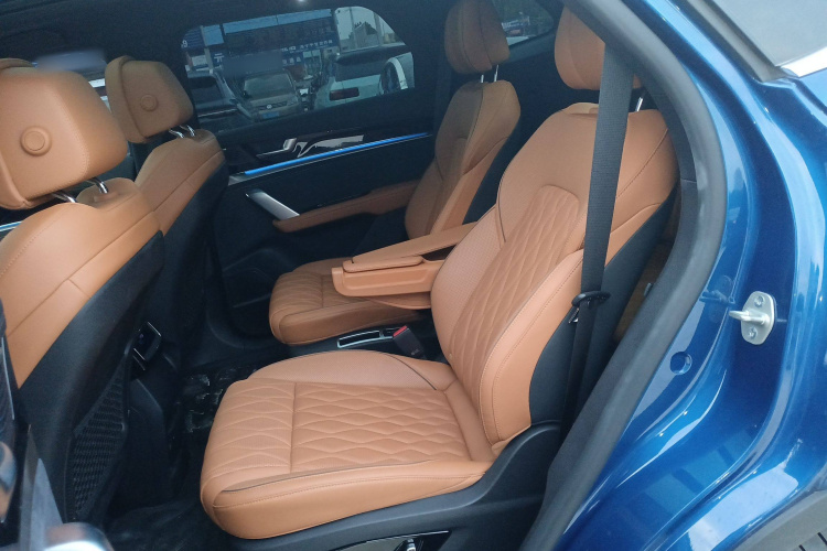 比亚迪 唐新能源 2022款 EV 730KM 尊享型中控内饰7004