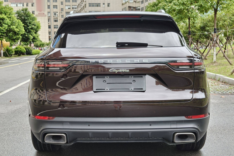 保时捷 Cayenne新能源 2019款 Cayenne E-Hybrid 2.0T车身外观6005