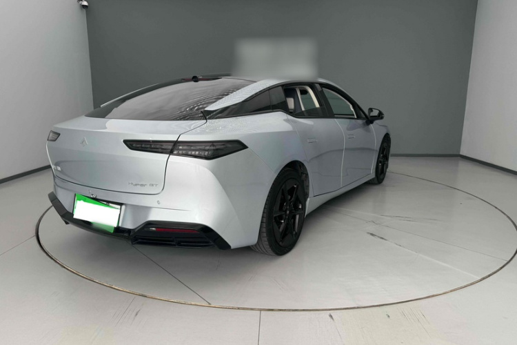 昊铂GT 2023款 710后驱超充版车身外观6002