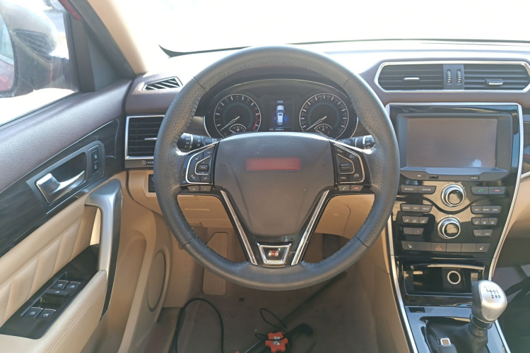 哈弗H2 2014款 1.5T 手动两驱精英版中控内饰13