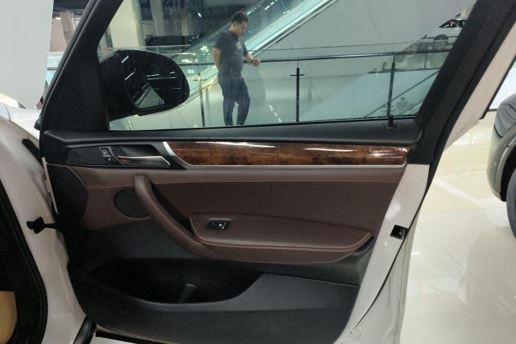宝马X3(进口) 2014款 xDrive20i X设计套装中控内饰42