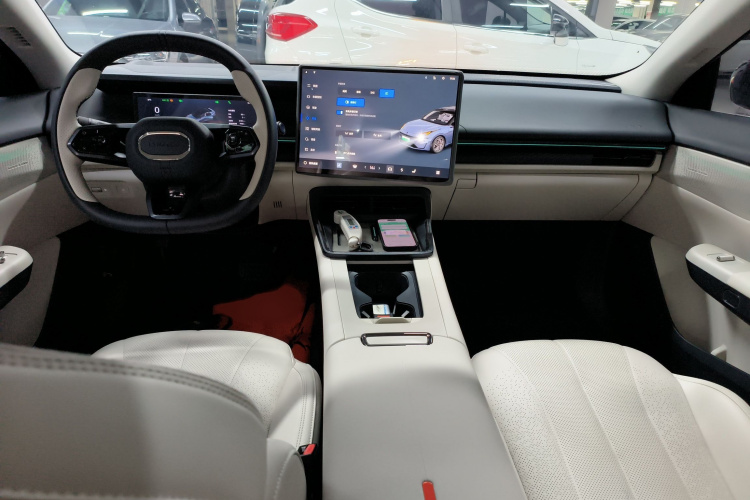 领克07 2024款 EM-P 126长续航 Halo中控内饰7002