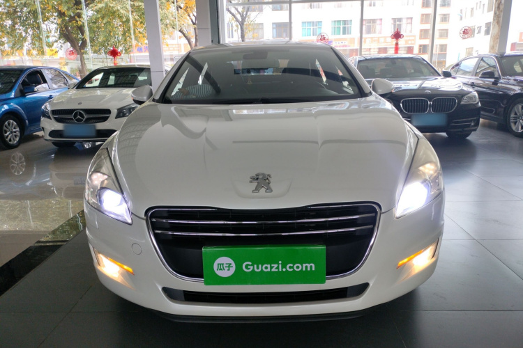 标致508 2012款 2.0L 自动智享版车身外观2