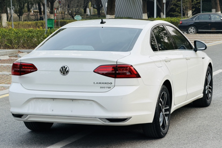 大众 凌渡 2021款 改款 280TSI DSG舒适版车身外观6008