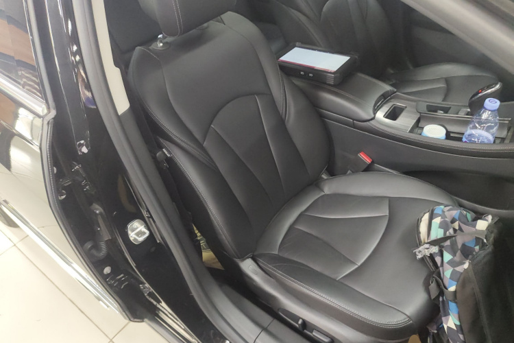 别克 君越 2019款 28T 豪华型局部细节41