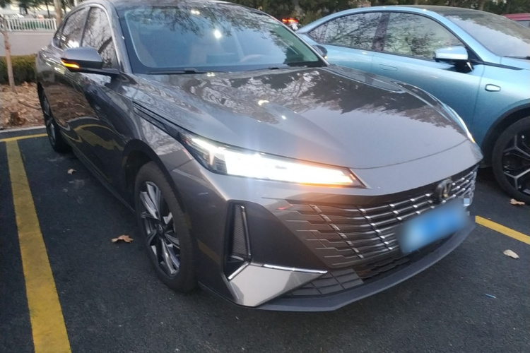 长安 逸动 2024款 1.5T GDI自动 旗舰型车身外观6002