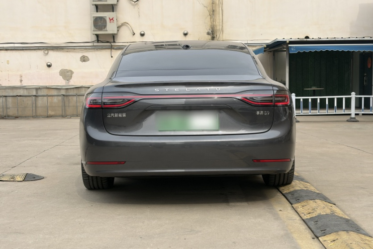 鸿蒙智行 享界S9 2024款 纯电 Ultra 四驱旗舰版车身外观6004