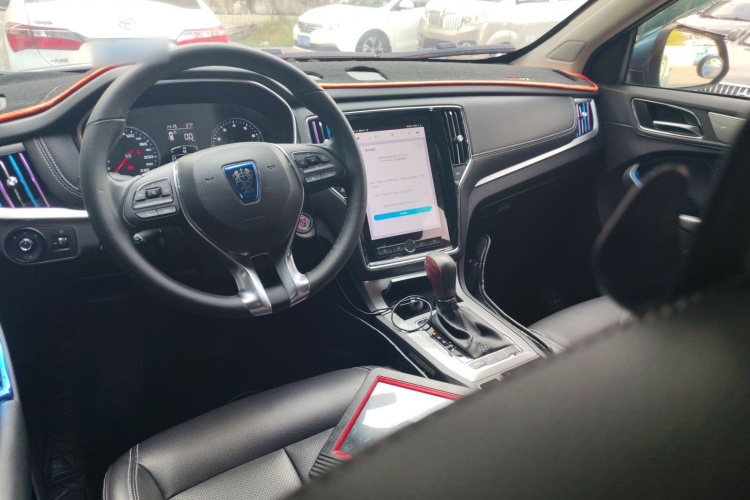 荣威RX5 2019款 20T 两驱自动Ali智联网铂金版中控内饰12